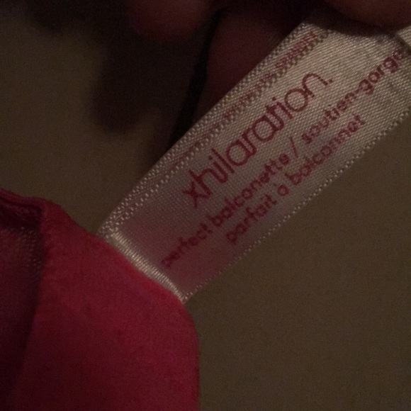 Bras - Picture 4 of 5